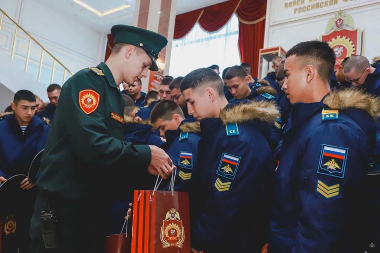 «Теплые визиты» продолжаются — Военная академия Росгвардии встретила  гостей из Уфимского кадетского корпуса имени дважды Героя Советского  Союза Мусы Гайсиновича Гареева
