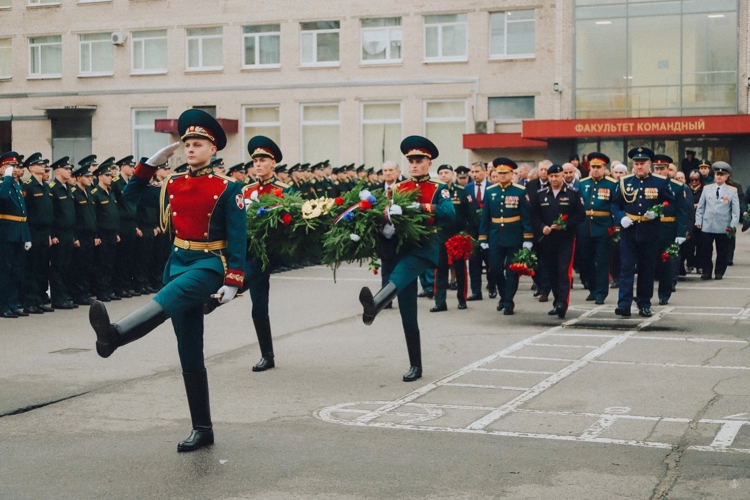 82 года на страже Отечества!
