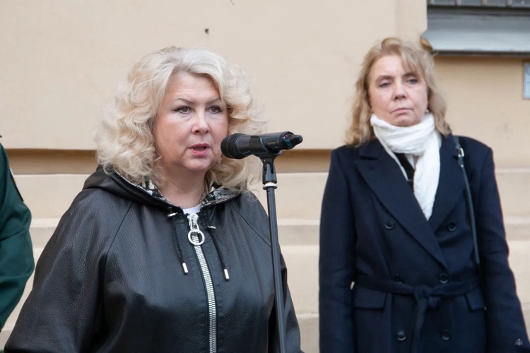 Не всегда исход войны решается оружием